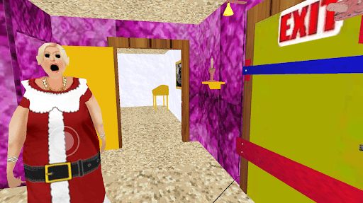 com-santascary-horrorgranny-5.png